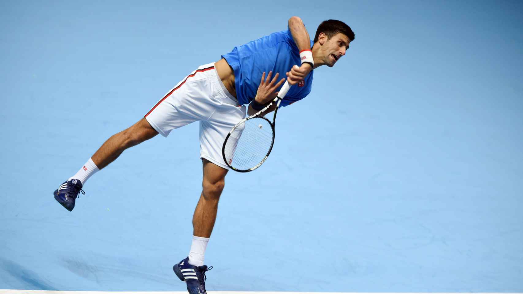 Novak Djokovic durante un entrenamiento previo a la Copa de Maestros de Londres.