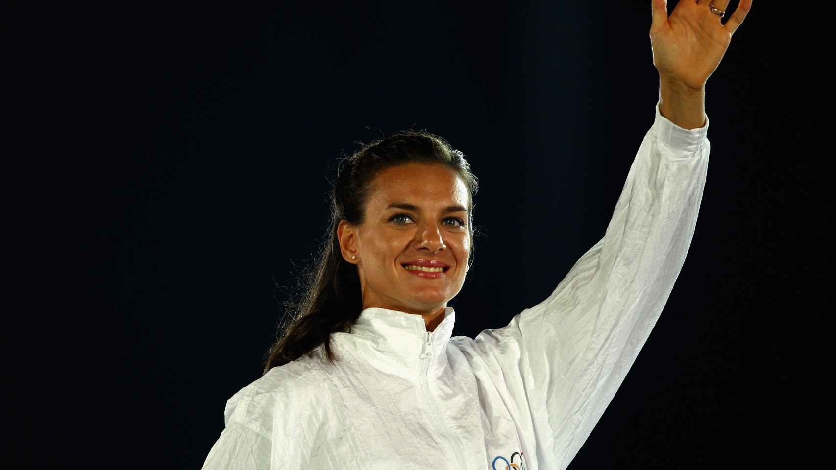 Elena Isinbayeva saluda al público. / Getty Images