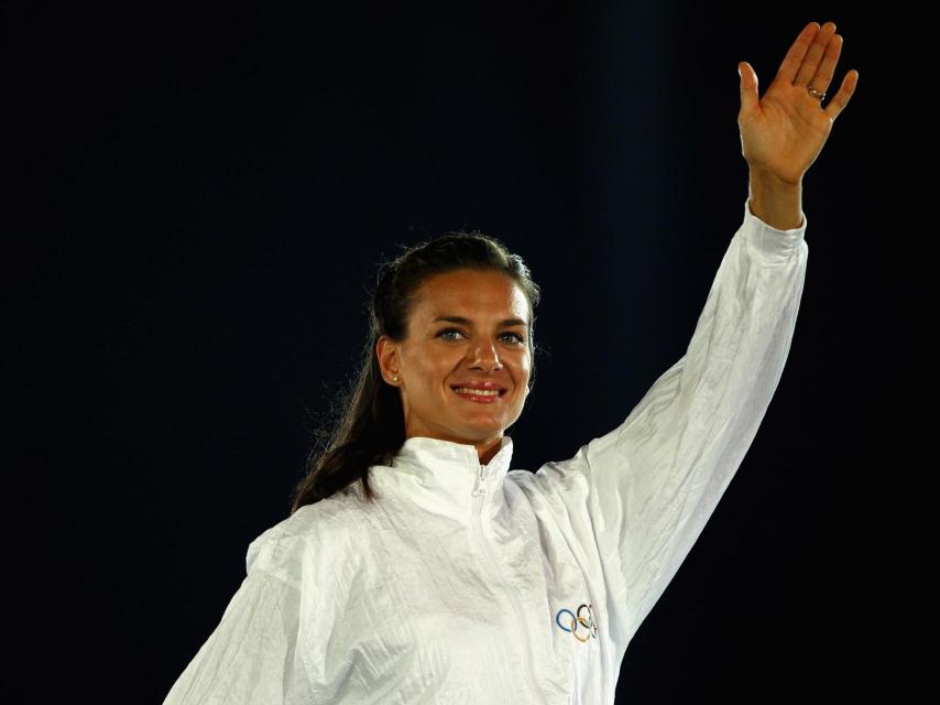 Elena Isinbayeva saluda al público. / Getty Images