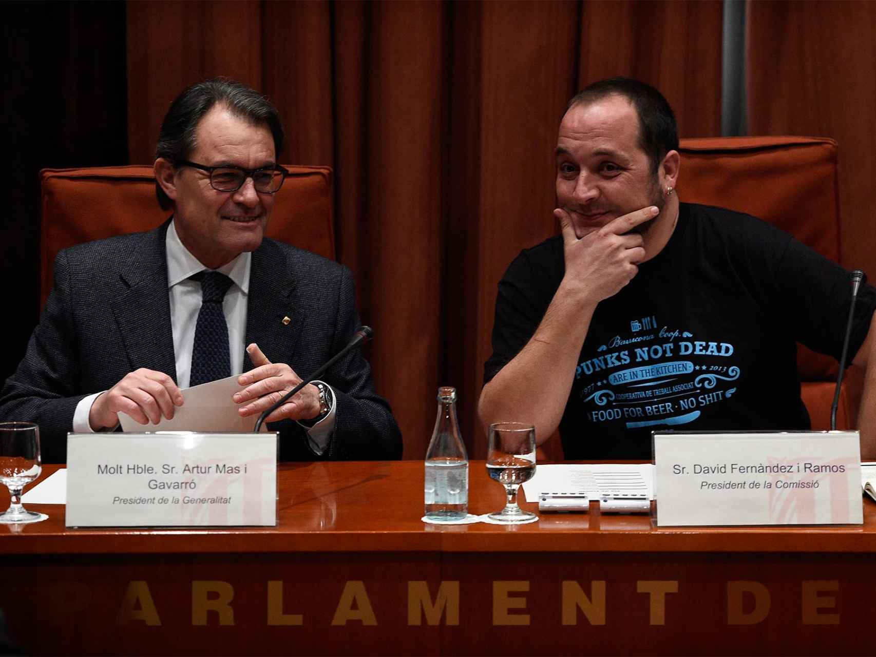 Artur Mas y el diputado de la CUP, David Fernández / L. Gene / AFP / Getty