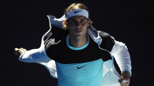 Rafa Nadal entra en la pista antes de enfrentarse a David Ferrer