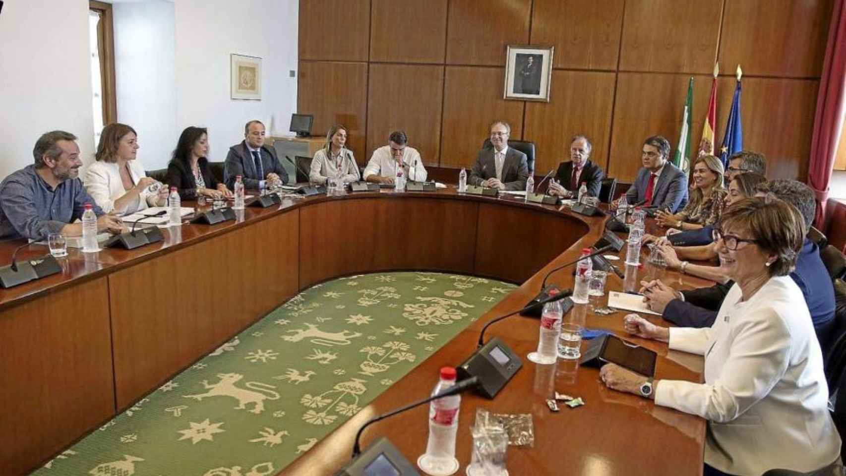 Reunión de la comisión parlamentaria de Andalucía que investiga el presunto fraude en los cursos de formación.