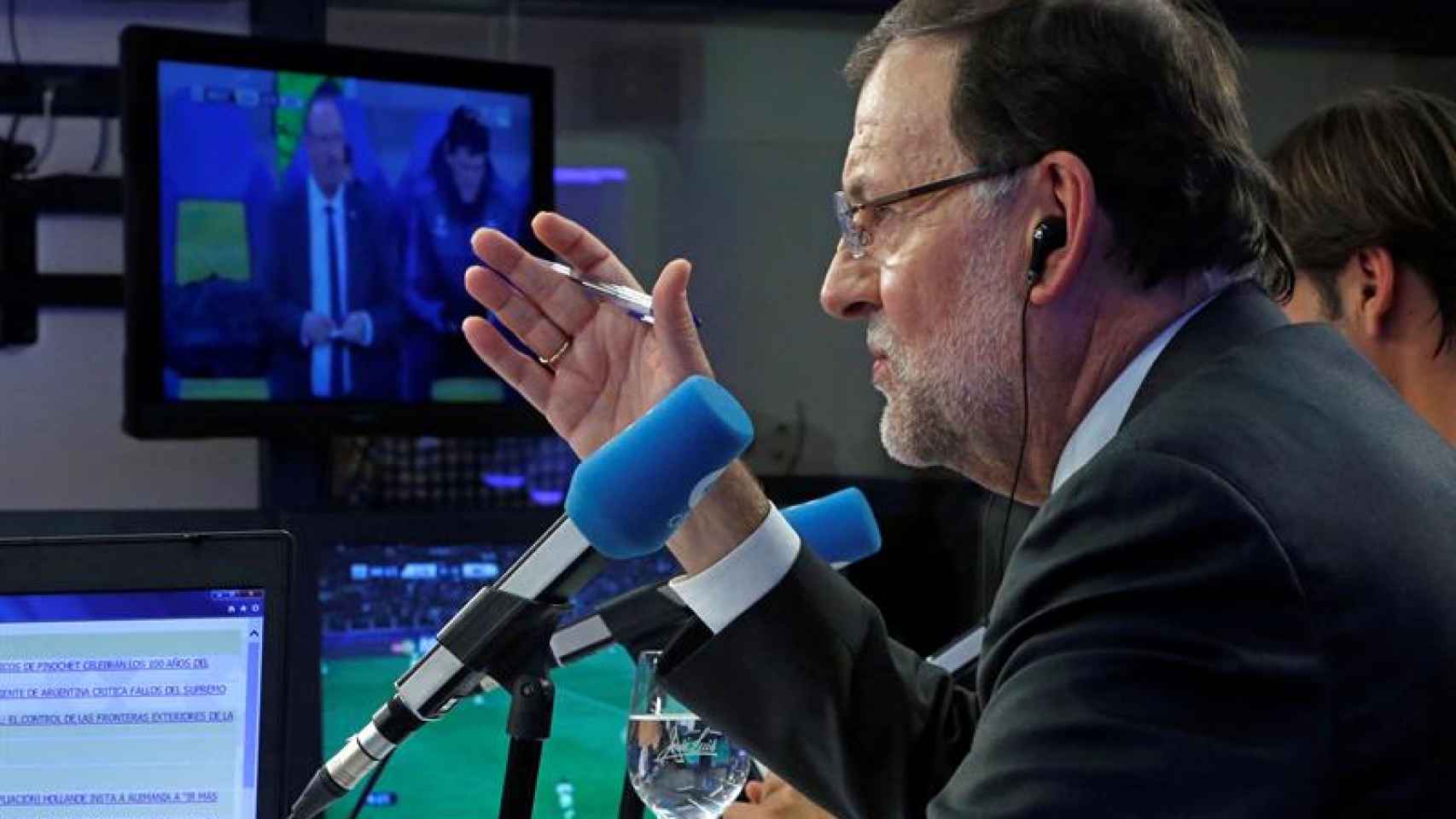 Rajoy comentado el fútbol en la Cope.