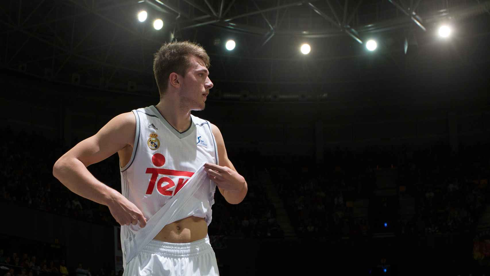 Luka Doncic durante el Bilbao Basket-Real Madrid disputado en Miribilla.