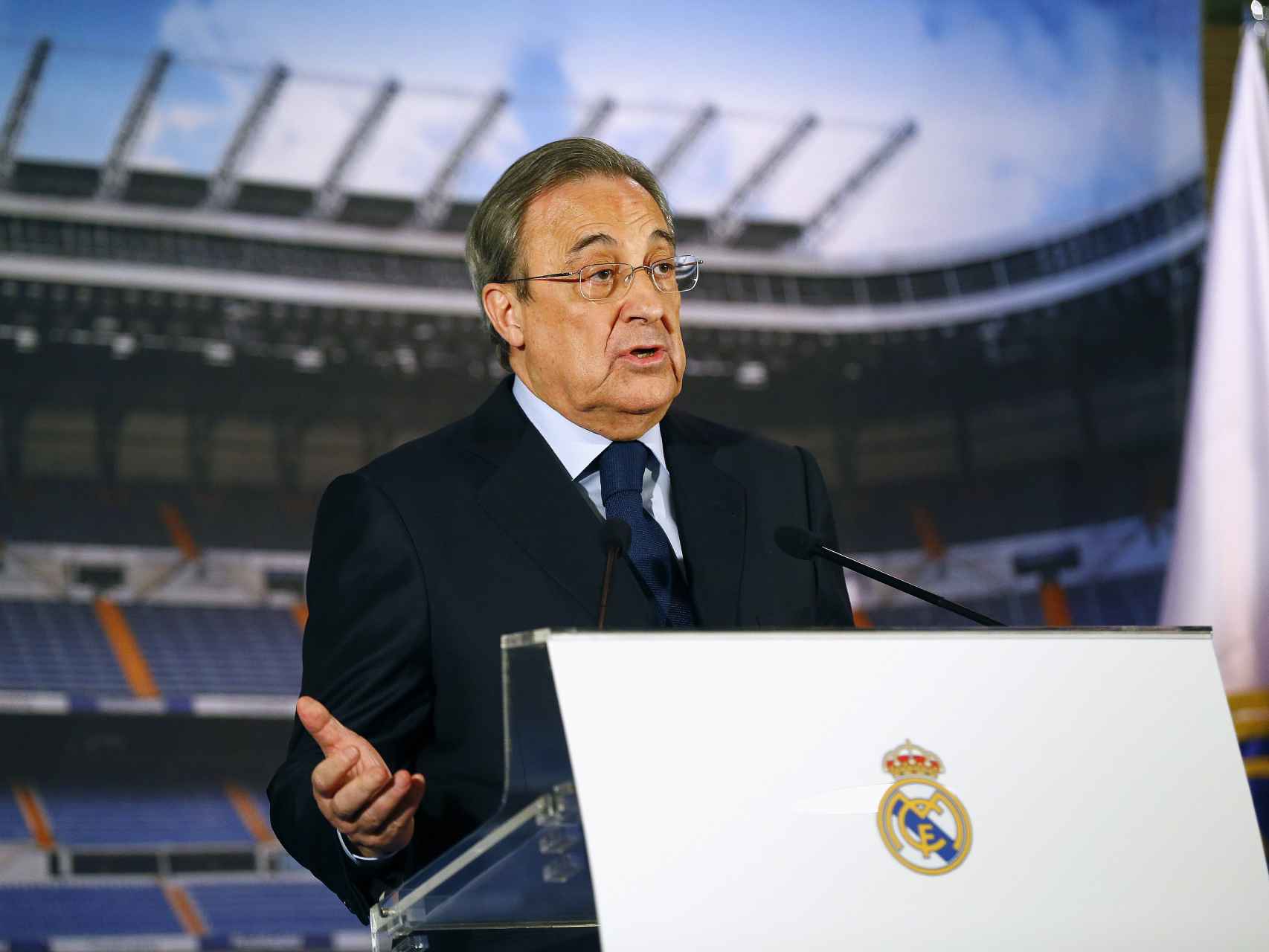 El presidente blanco durante su comparecencia en el Bernabéu.