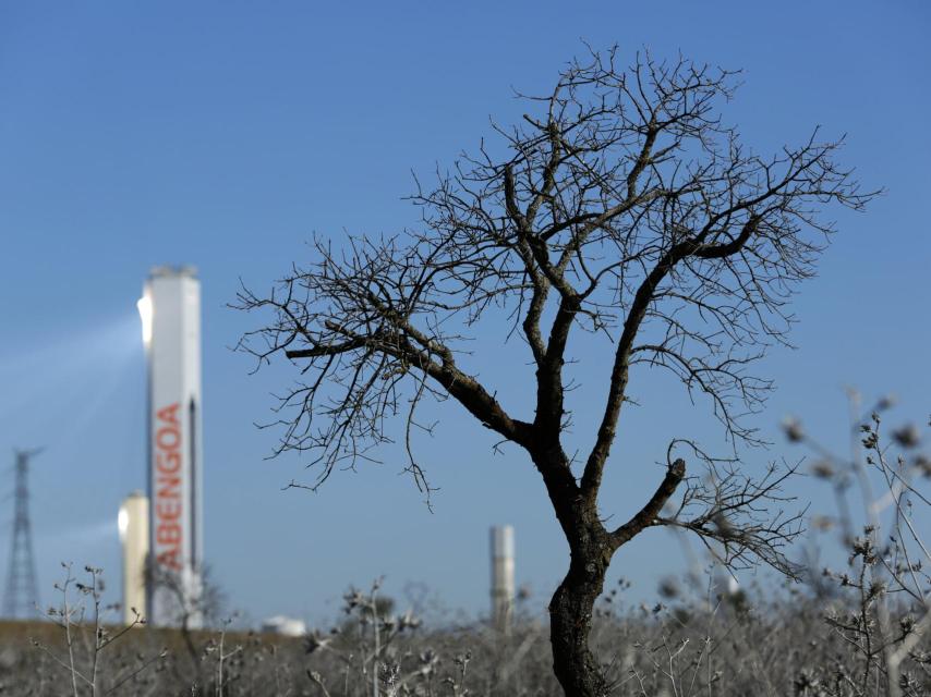 Parque solar de Abengoa en Sanlúcar la Mayor (Sevilla)