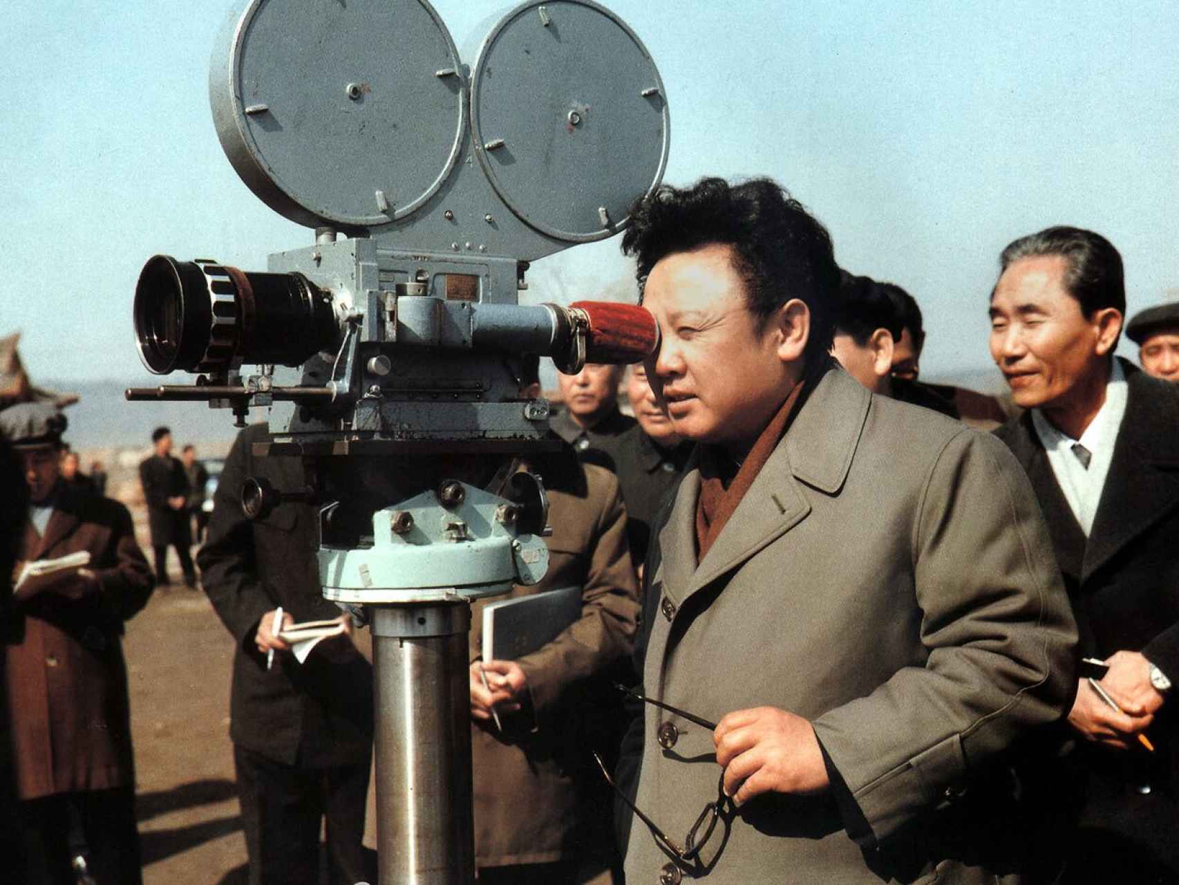 Kim Jong-Il supervisando un rodaje. El dictador fue un gran cinéfilo