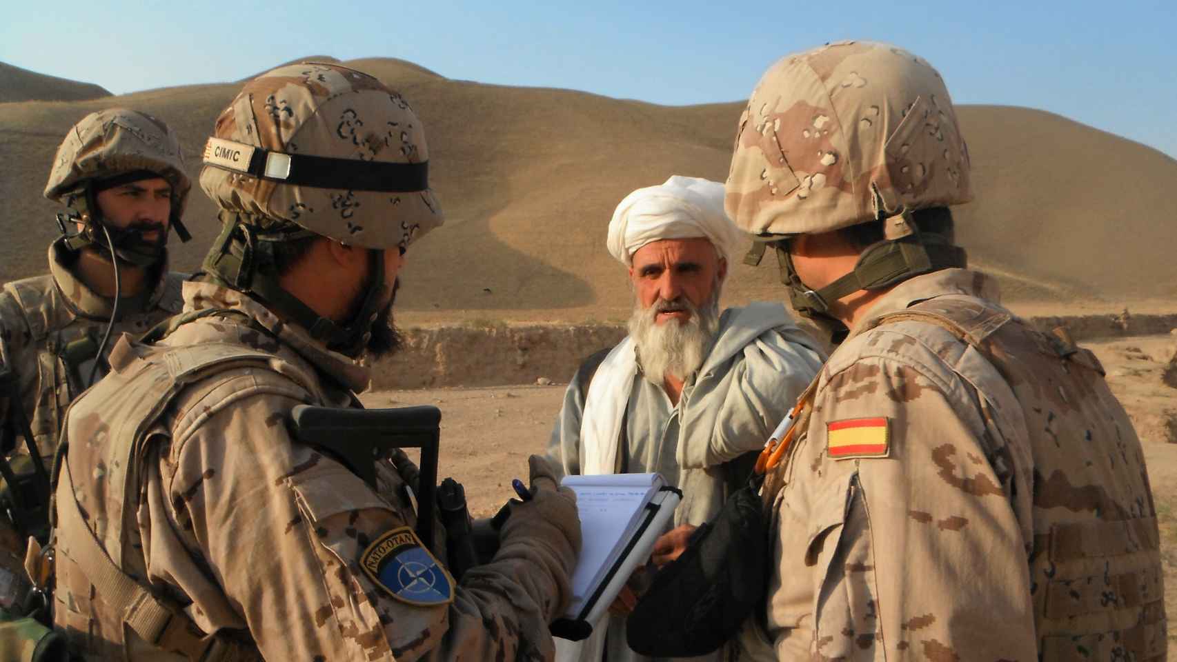 Efectivos españoles en la localidad afgana de Kabulche, en 2011.