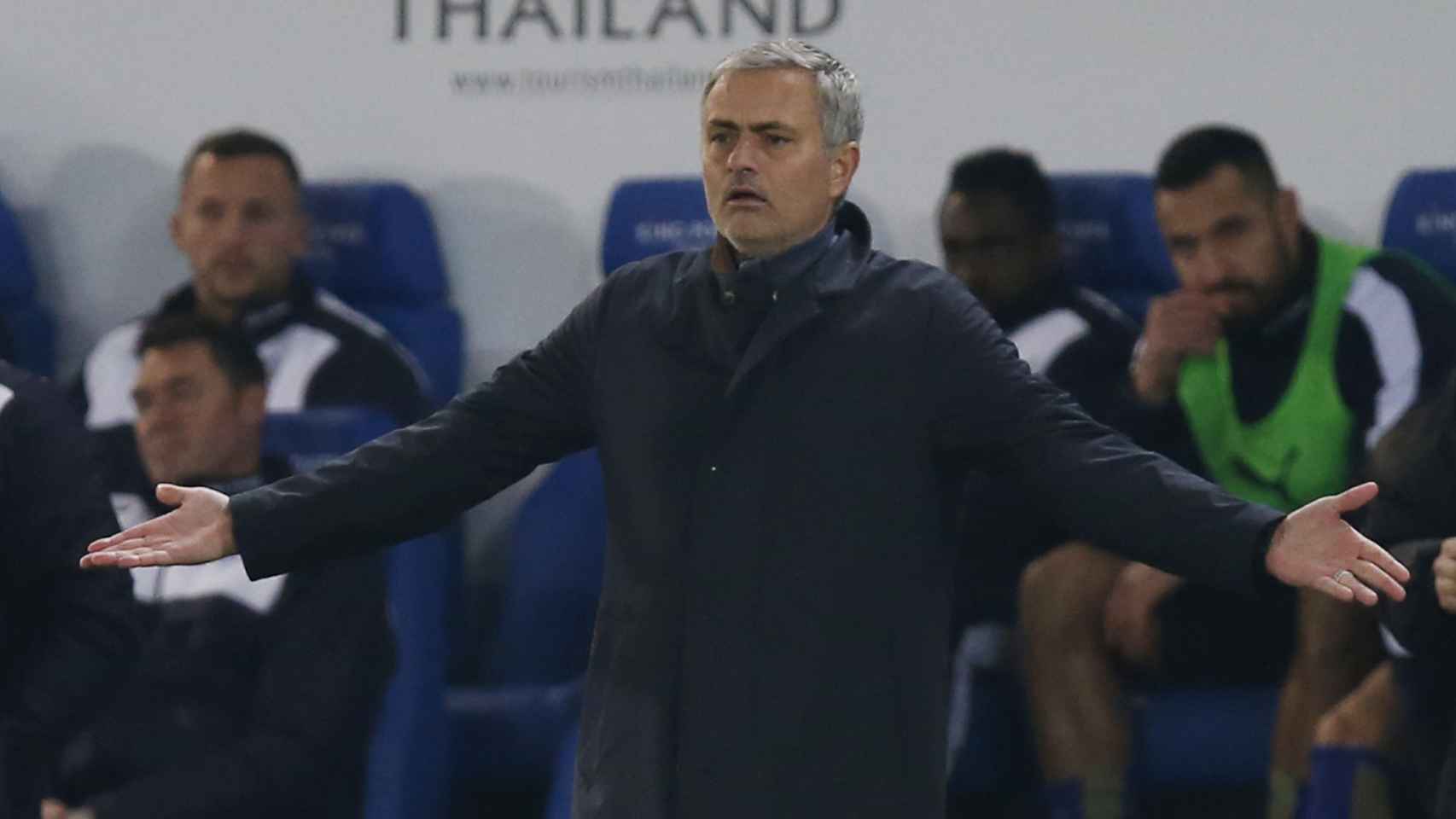 Mourinho, despedido del Chelsea
