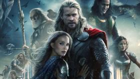 Chris Hermsworth y Natalie Portman en 'Thor: El mundo oscuro' (Marvel)