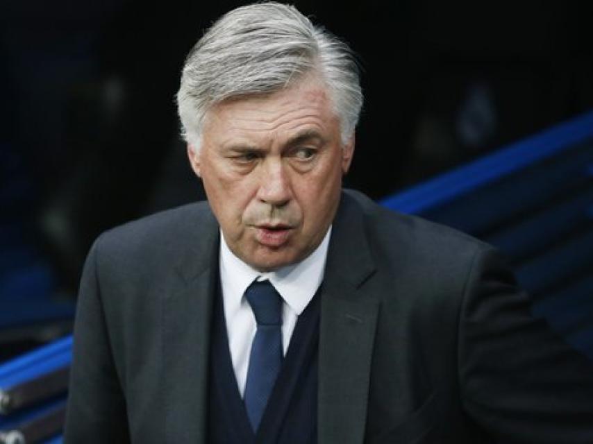 Ancelotti, en el área técnica del Santiago Bernabéu