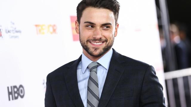 Jack Falahee se divirtió por los locales del madrileño barrio de Chueca