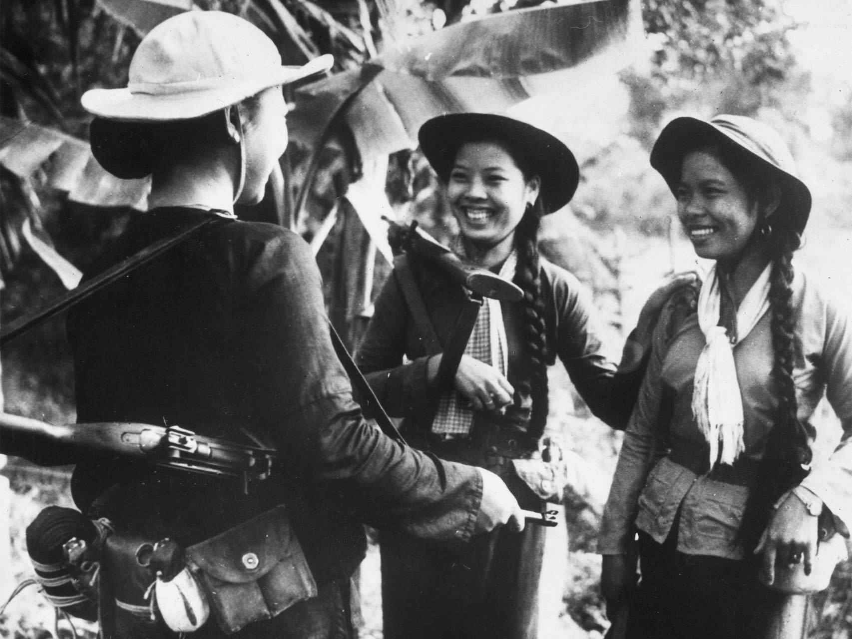 Mujeres soldado de Vietnam del Sur.
