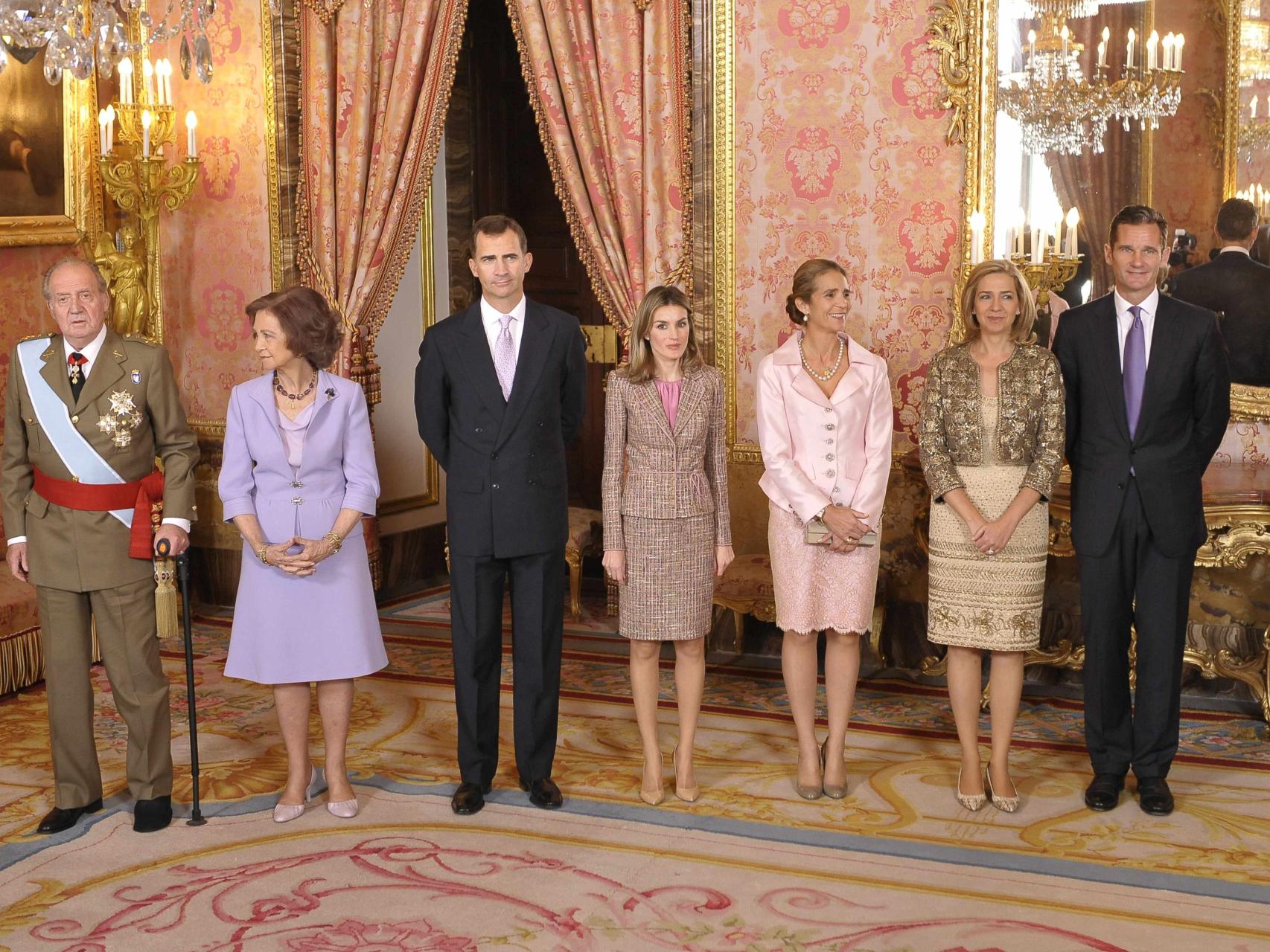 La Familia Real con los Duques de Palma en el día de la Hispanidad de 2011.