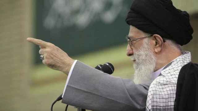 El líder supremo iraní, el ayatolá Jamenei, condena la ejecución de Al Nimr