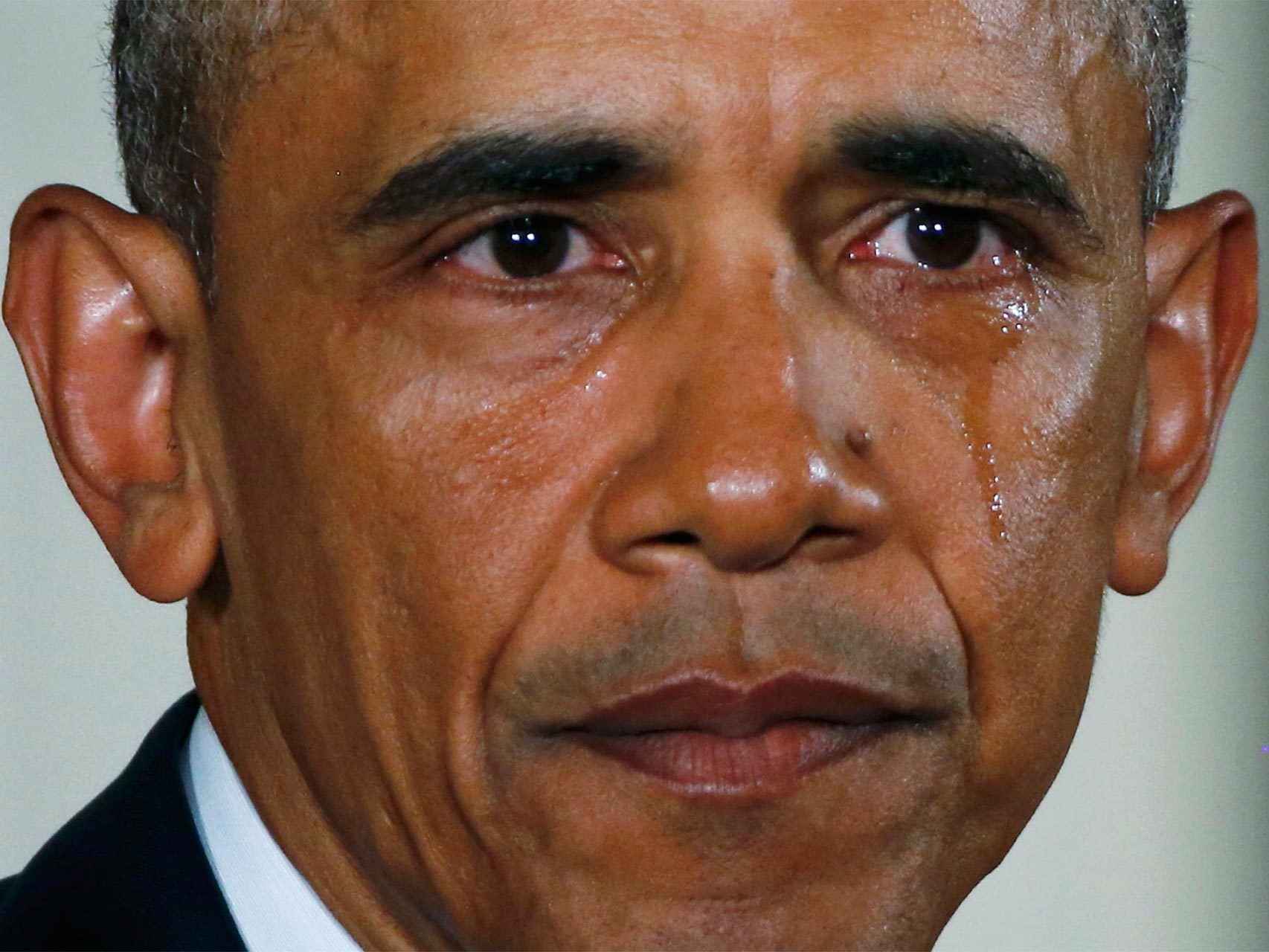 Obama rompe a llorar al hablar del control de las armas.
