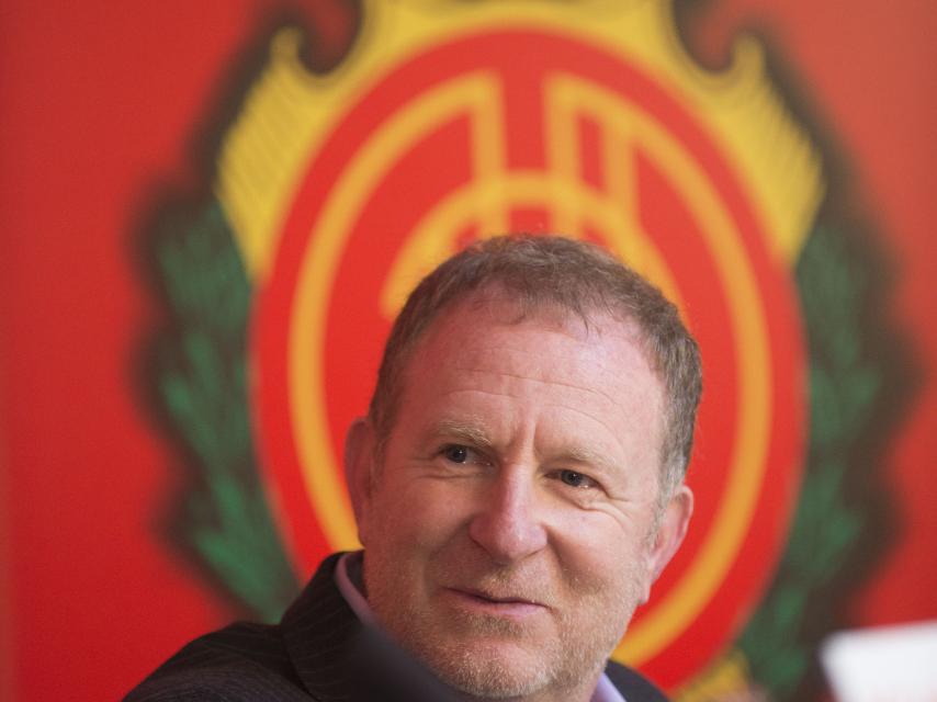 Robert Sarver, en la rueda de prensa de presentación