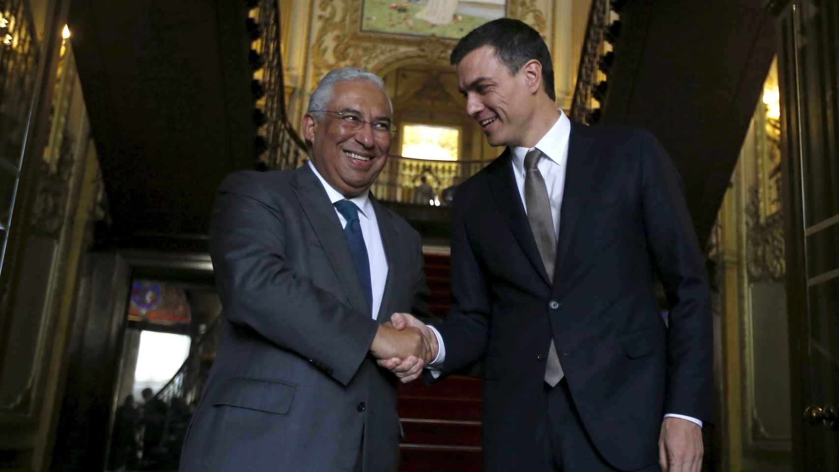 Pedro Sánchez y el primer ministro luso António Costa.