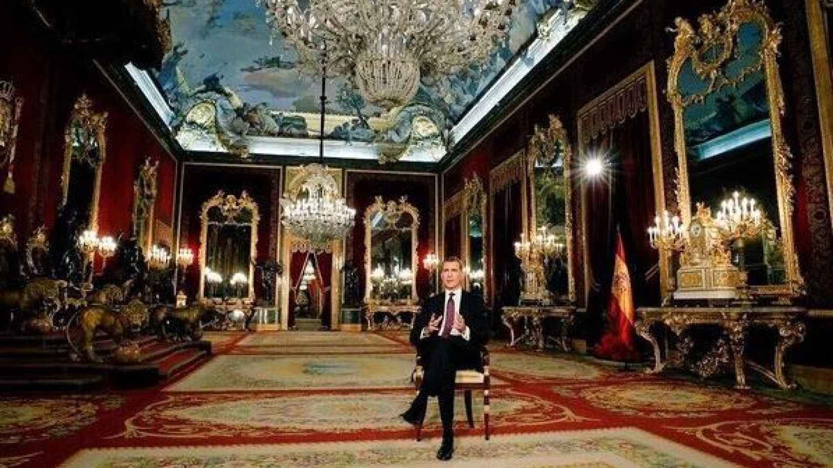 El rey, en el Palacio Real, durante el discurso de Navidad.