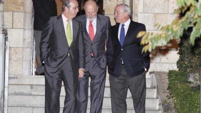 Spottorno, Aza y Almansa tras una reunión con don Juan Carlos.