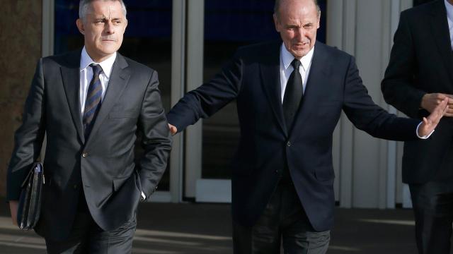 Los abogados de la infanta Cristina,  Miquel Roca (a la derecha) y Jesús Silva.