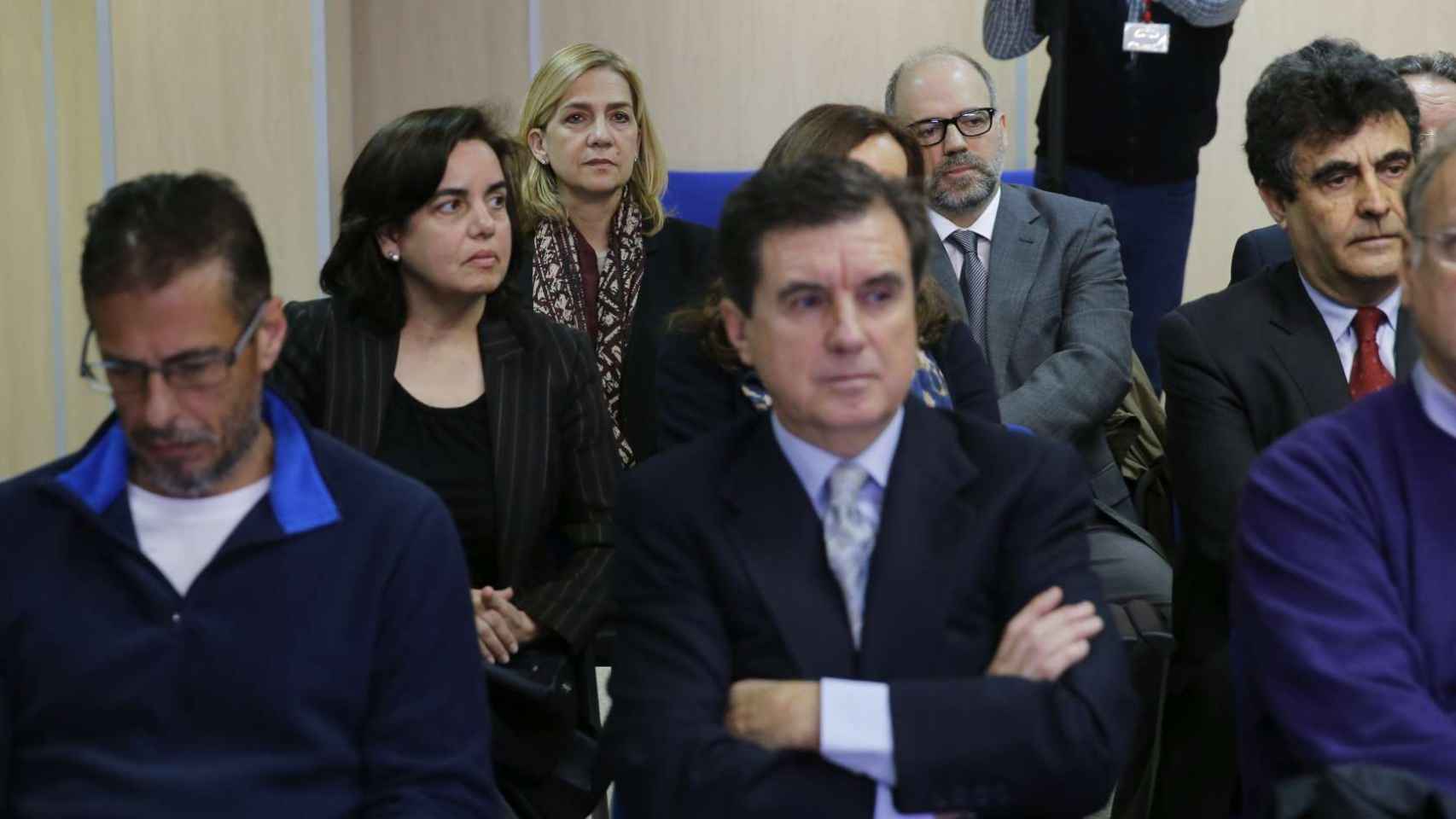 Cristina de Borbón en el banquillo de los acusados al inicio esta mañana del juicio por el caso Nóos