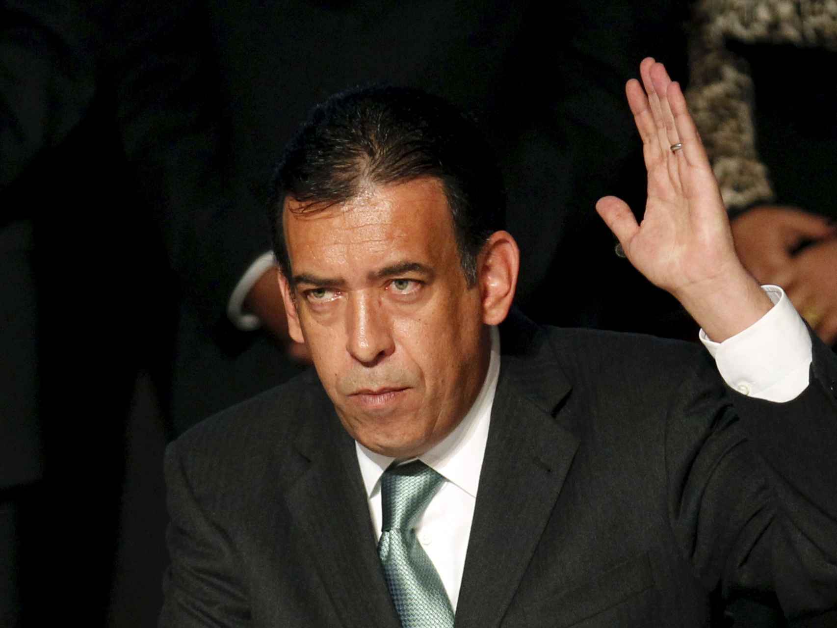Moreira en el día de su renuncia como presidente del PRI en 2011