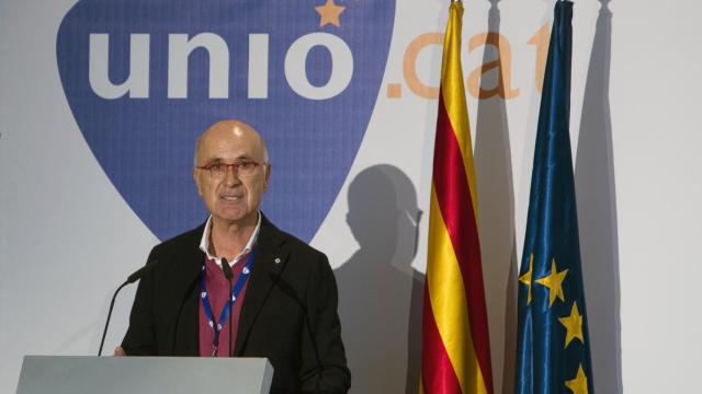 Antoni Duran, en el momento de anunciar su dimisión.