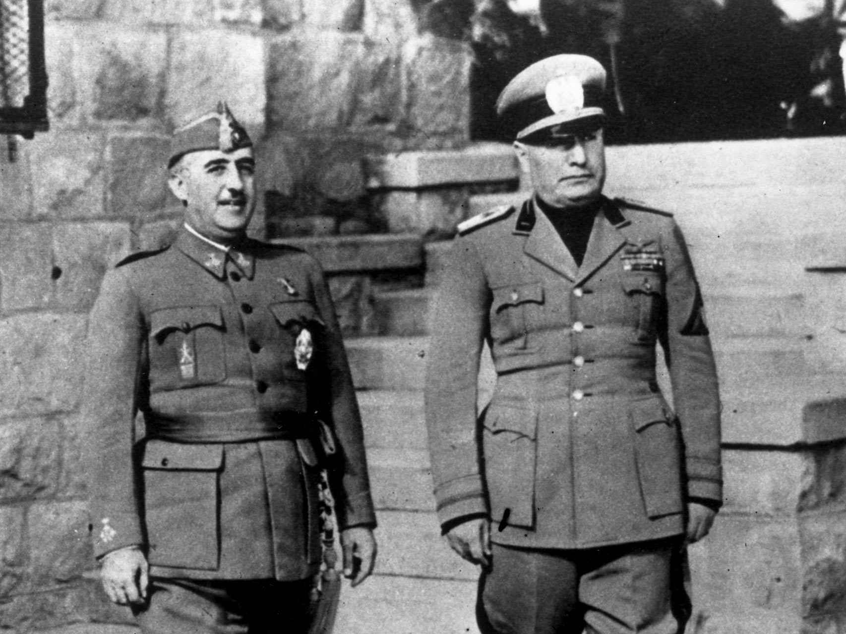 Francisco Franco acompañado de Benito Mussolini