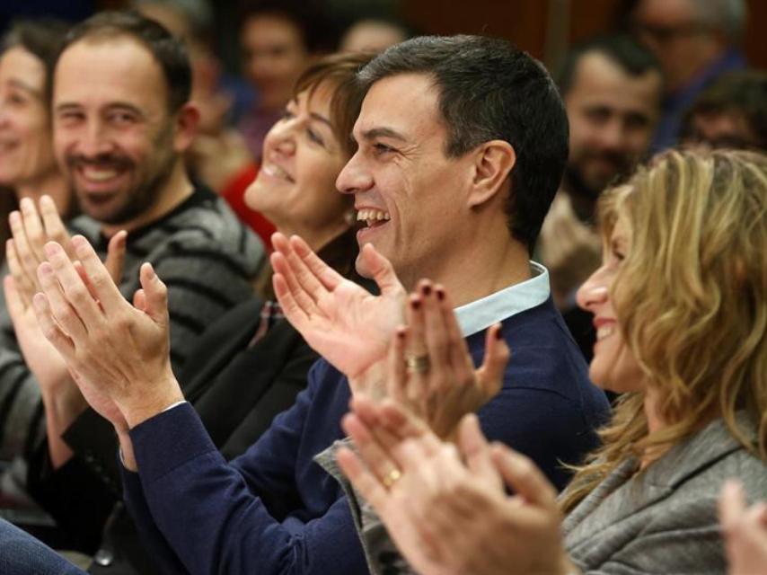 El secretario general del PSOE, Pedro Sánchez y su mujer, Begoña Gómez/Juan Herrero/EFE