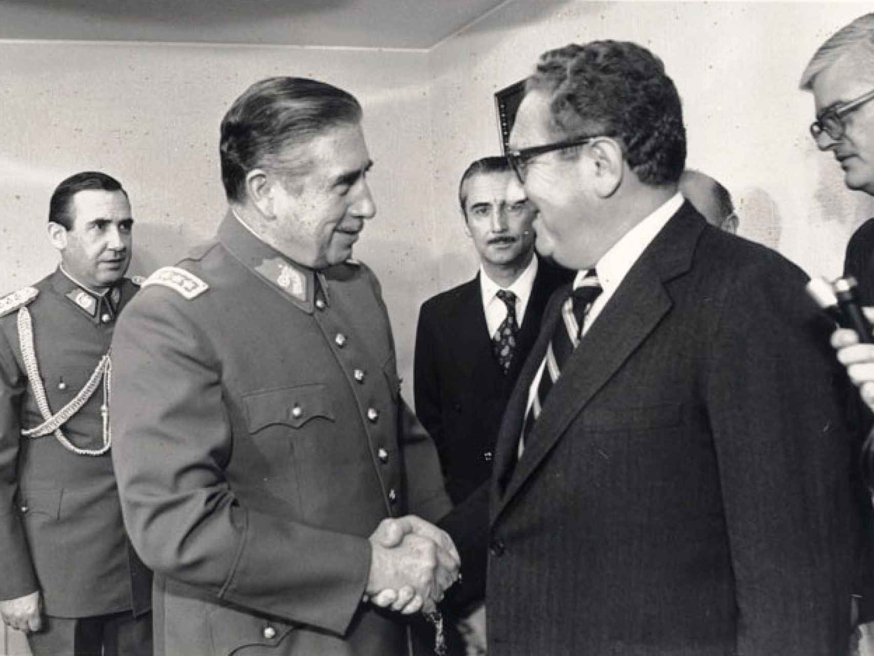 Kissinger y Pinochet, en 1976