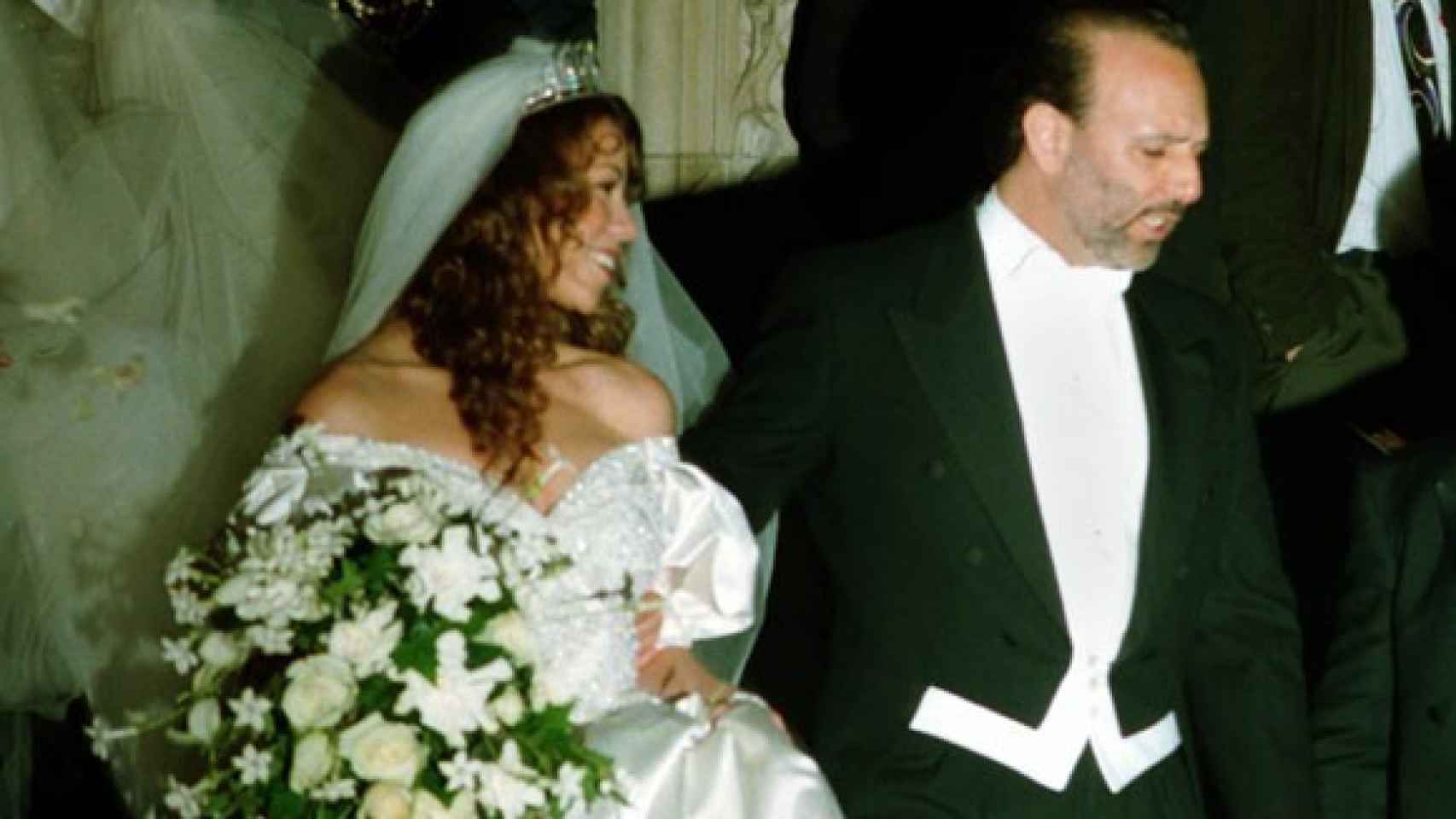Mariah Carey en su boda con Tommy Mottola en la que se gastaron cinco millones