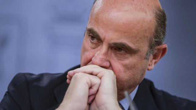 Luis de Guindos, tras la última reunión del Consejo de Ministros.