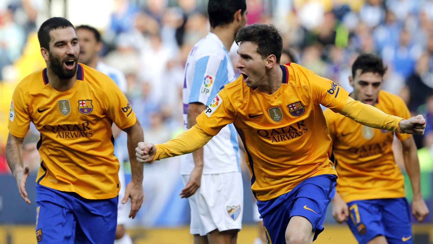 Messi celebra su gol en La Rosaleda.