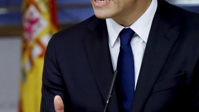 El secretario general del PSOE, Pedro Sánchez, durante la rueda de prensa en el Congreso.