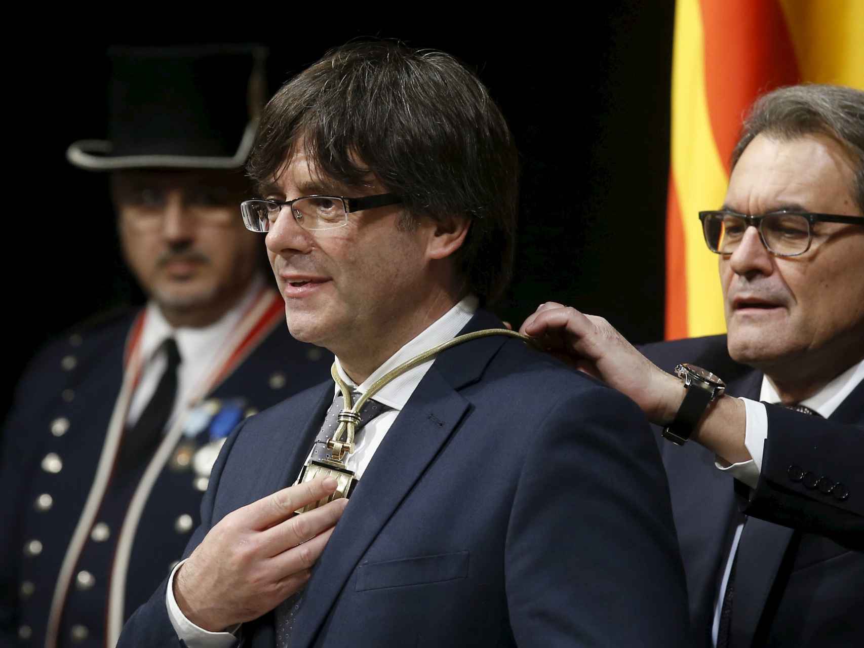 El nuevo presidente catalán Carles Puigdemont /Albert Gea/Reuters