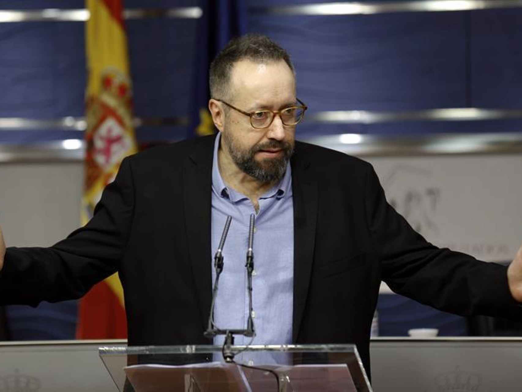 El portavoz titular Juan Carlos Girauta (Ciudadanos), durante rueda de prensa.