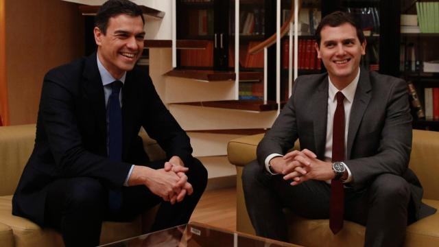 Los líderes de PSOE y Ciudadanos, antes de la reunión que mantuvieron el jueves.