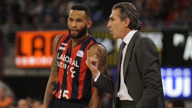 Walter Hodge y Sergio Scariolo en la temporada 2013-2014.