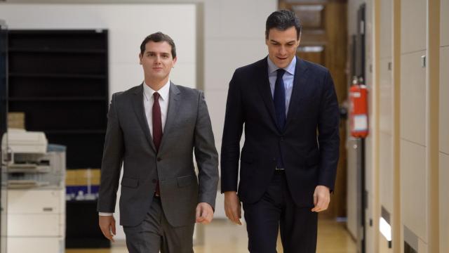 Rivera y Sánchez en su última reunión en el Congreso