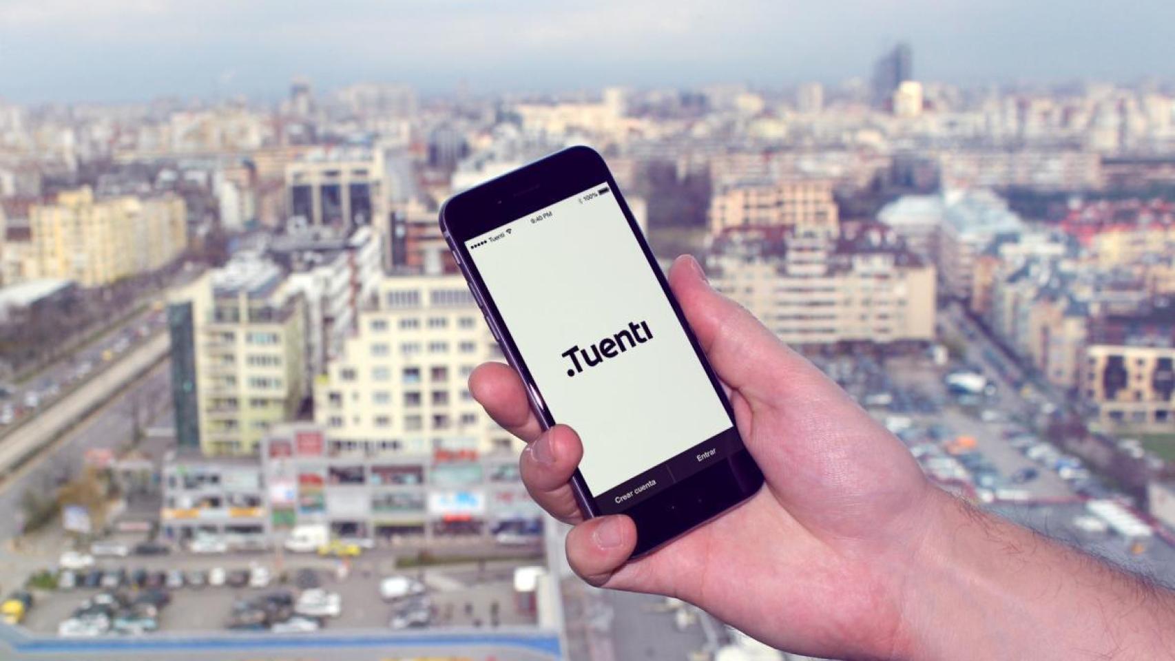 Tuenti fue fundada en 2006 como red social y hoy es una operadora móvil.
