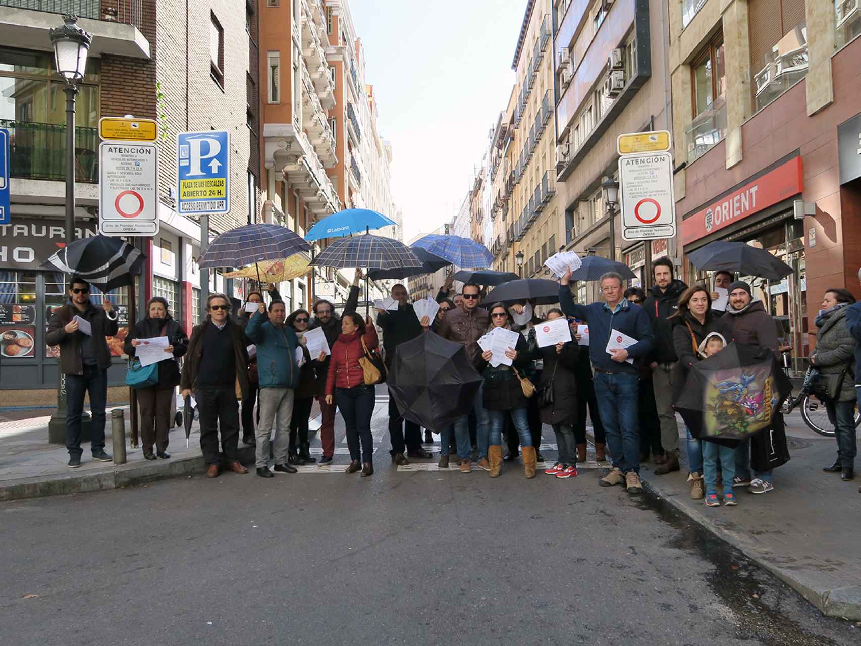 Algunos afectados por la APR de Ópera se concentraron el 7 de febrero en la calle Leganitos