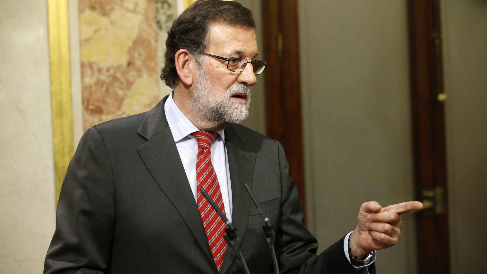 Mariano Rajoy protagonizó una extraña rueda de prensa.