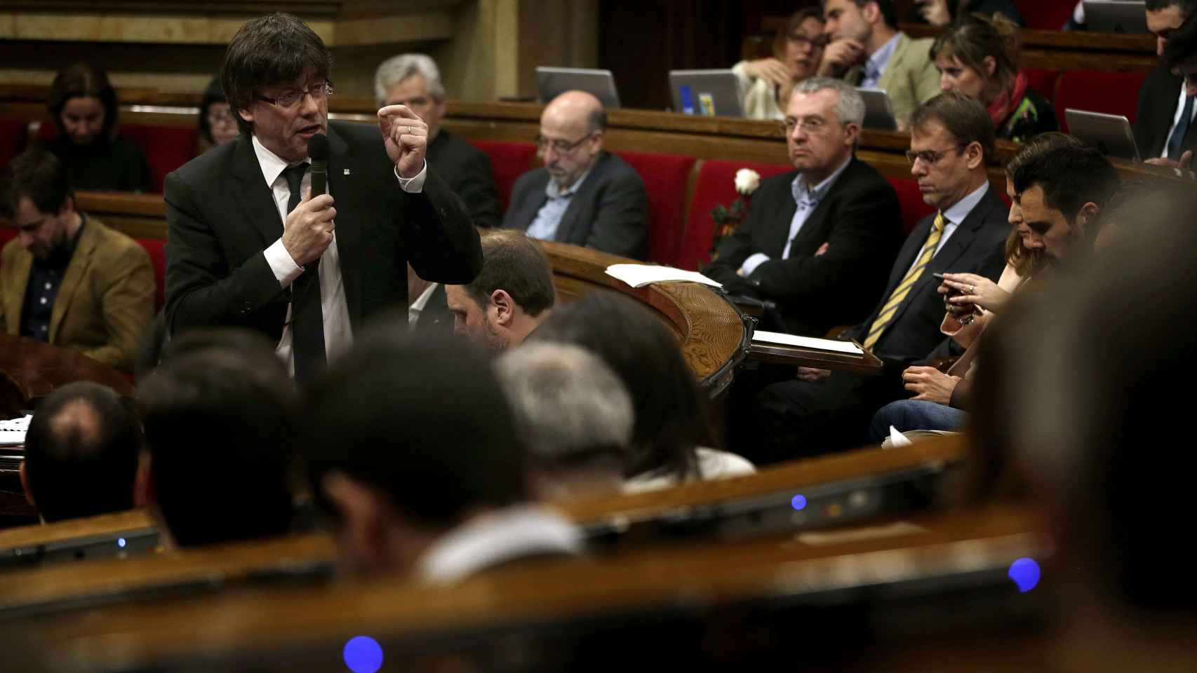 Carles Puigdemont, durante el pleno de este miércoles