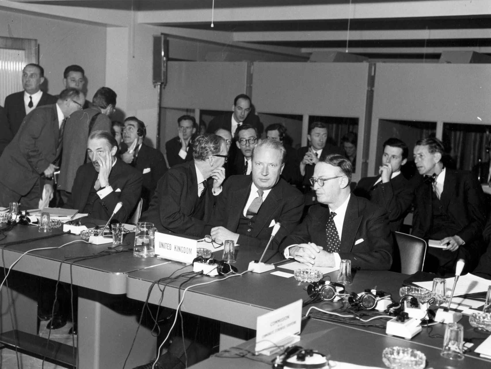 La delegación británica en la apertura de negociaciones para entrar en la UE en 1961.