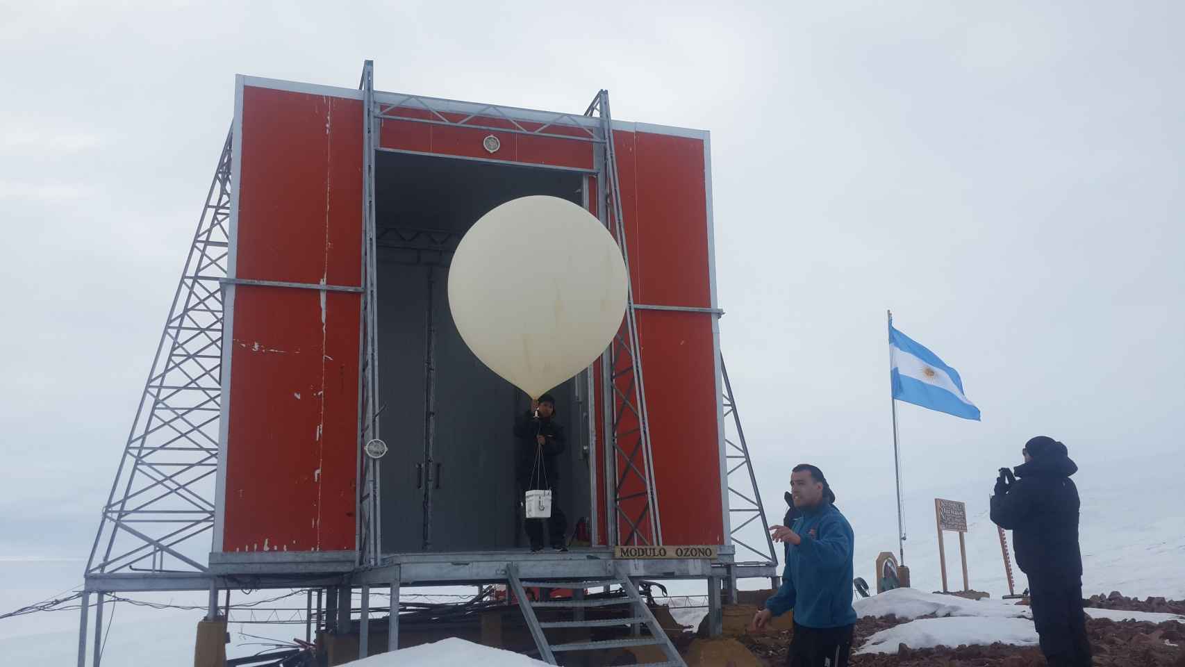 Globo sonda de investigación Atmosférica Belgrano II.