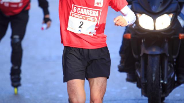 Martín Fiz durante una de las ediciones de la carrera Ponle Freno.