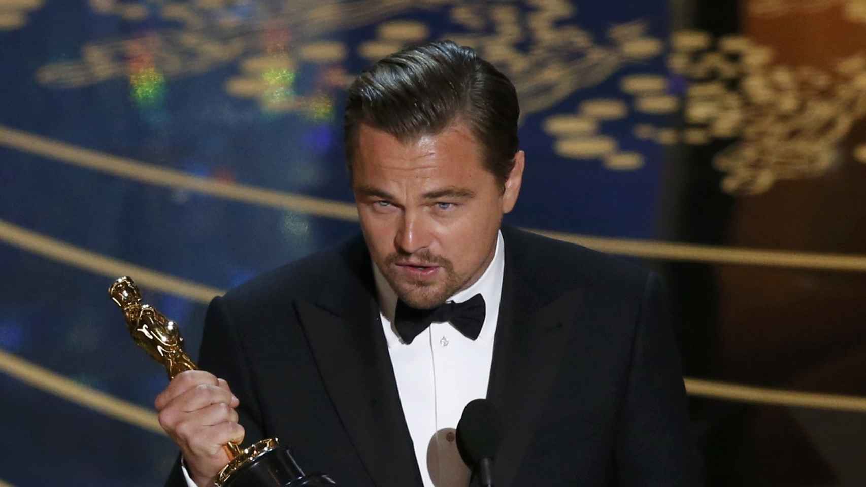 Leonardo DiCaprio recoge su ansiado Oscar