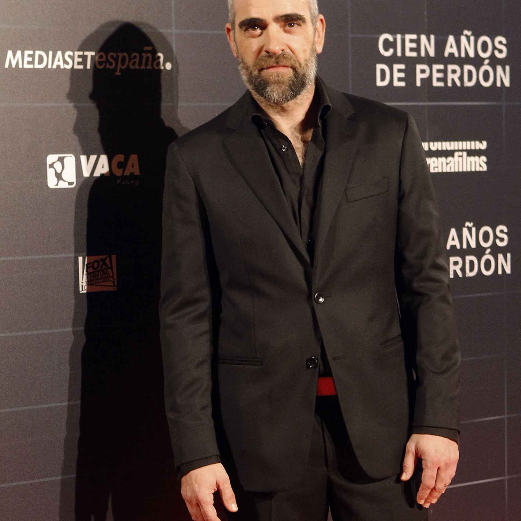 Luís Tosar en el estreno de su última película  Cien años de Perdón