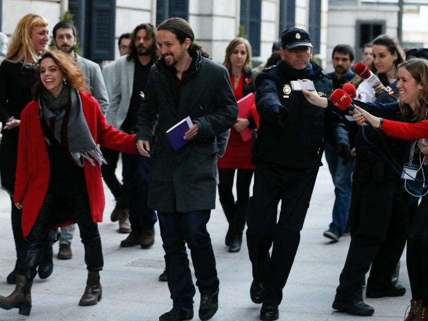 Pablo Iglesias llegando al Congreso.